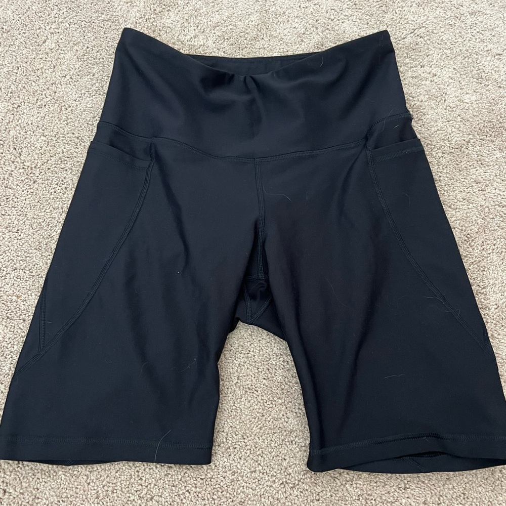 Old Navy Active biker shorts